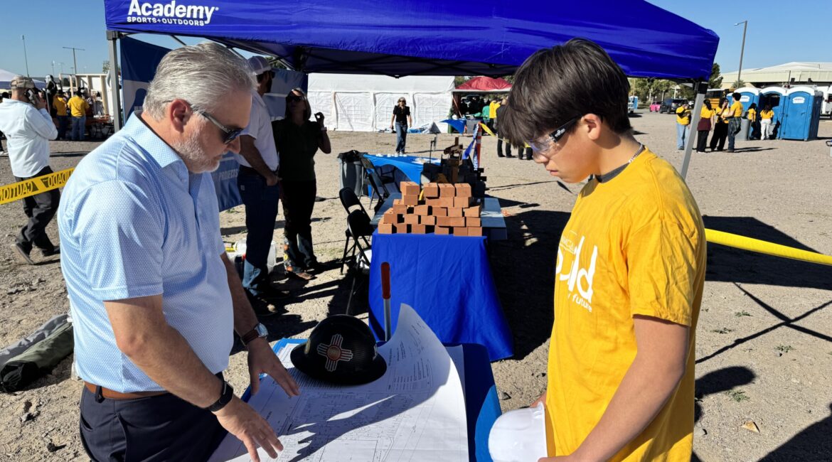 At Build My Future Event, HB Team Shows off Careers in Construction